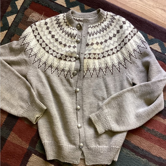 🌲 Under Armour Light Weight HEAT GEAR Black HOODIE Medium EPLC UNISEX TRAVELER - Picture 12 of 16